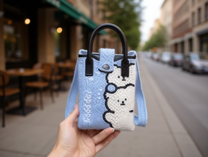 Bolso cruzado para teléfono móvil con hebilla tejida y diseño de gato, color azul claro - Product Image 2