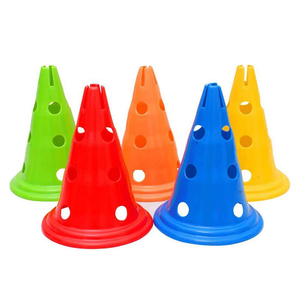 Cônes d'agilité de football en gros, marqueurs d'obstacles 30CM en PE, durables et écologiques pour l'entraînement physique - Product Image 1