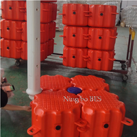 Plateforme flottante modulaire en plastique HDPE en forme de cube pour jet ski, ponton flottant sur l'eau