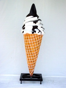 Scultura Moderna in Fibra di Vetro per Decorazione Esterna, <span class=keywords><strong>Tavolo</strong></span> e Sedie di Grandi Dimensioni, Scultura in Resina a Forma di Gelato - Product Image 6