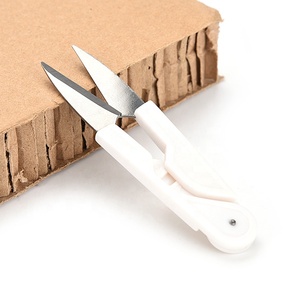 กรรไกรตัดไหมขนาดเล็ก ขายดี ผลิตจากสแตนเลส ใช้ตัดผ้า งานฝีมือ และด้าย - Product Image 1