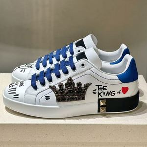 Chaussures de skate décontractées et sportives rétro avec logo graffiti de designer, modèle original 2026, pour hommes et femmes, élégantes - Product Image 1