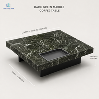 Table basse en marbre vert Alpi naturel Luca |   Table basse carrée en marbre vert foncé et blanc veiné, sur piétement, sur mesure