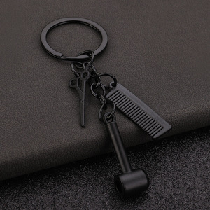 En gros, Breloques mini outils de <span class=keywords><strong>coiffure</strong></span> avec porte-clés, Ensemble de porte-clés pour coiffeur, Pendentif ciseaux et peigne en alliage pour clés de voiture - Product Image 2