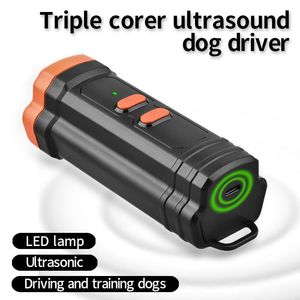 เครื่องไล่สุนัขแบบอัลตราโซนิกพร้อมไฟกระพริบเดี่ยว ปรับความถี่ได้ 3 ระดับ 15000-30000Hz ชาร์จผ่าน USB-C ได้ - Product Image 3