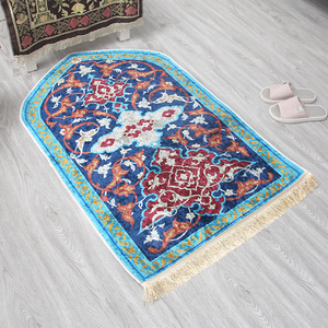 Tapis de prière musulman en polyester antidérapant avec logo imprimé personnalisé de haute qualité - Product Image 4