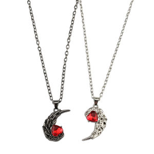 Collana con Piuma e Strass Rossi per Coppie, Gioielli Regalo per San Valentino, Pendente Angelo e <span class=keywords><strong>Diavolo</strong></span> per Uomo e Donna - Product Image 1