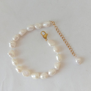 Bracciale/Cavigliera 17 cm + 5 cm, 100% <span class=keywords><strong>Perle</strong></span> Naturali d'Acqua Dolce, <span class=keywords><strong>Perle</strong></span> <span class=keywords><strong>Barocche</strong></span> Annodate 6.5-7.5 MM, Durevole, Chiusura Placcata in Oro 18k - Product Image 2