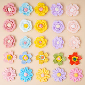 Ciondoli in resina Cabochon con fiori a cinque petali alla rinfusa di CHENXI accessori per decorazioni per la casa - Product Image 2