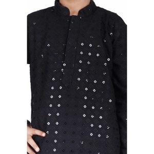 Ensemble de kurta classique pour garçons en rayonne noire |   Tenue traditionnelle pakistanaise à manches longues pour enfants, style ethnique, pour mariage et festivals, coupe classique - Product Image 5