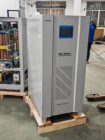 Regulador de Voltaje Automático Estático AVR Trifásico 380V 400V 90KVA 100KVA 150KVA para Corriente Alterna