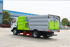 Camion balayeuse routière DongFeng 4*2 6CBM, véhicule de nettoyage de voirie, camion balayeuse d'assainissement municipal à vendre - Product Image 3