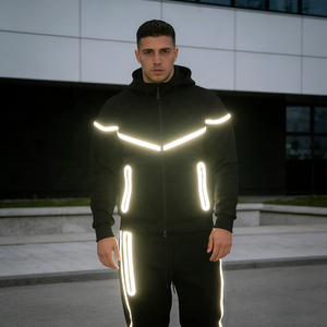 Conjunto de Sudadera con Capucha Reflectante Personalizada para Hombre, Ropa Deportiva de Forro Polar Técnico, Fabricante de Ropa Deportiva Urbana con Franjas Luminosas - Product Image 2