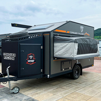Nouvelle caravane de remorque de camping-car familiale légère avec douche pour les voyages sur autoroute et le camping utilisés pour le traînage de voiture