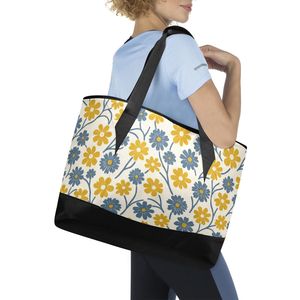 Personalized Floral Print <b>Lunch</b> <b>Bag</b> for Women Wholesale Cooler Tote <b>with</b> <b>Strap</b> for Shopping and Work - Product Image 4