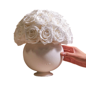 Arrangement en forme de dôme <span class=keywords><strong>VASE</strong></span> rond en porcelaine Eternal Forever Eternity <span class=keywords><strong>Rose</strong></span> fleur préservée - Product Image 1