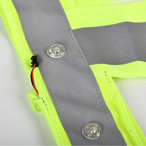 بيع بالجملة شحن USB الأشرطة المضيئة أدى الرياضة في الهواء الطلق ليلة تشغيل سترة ركوب مرنة الملابس العاكسة - Product Image 4