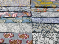 Restes de tissu de dentelle de restes de tissu de coton imprimé de bloc de main indien avec la conception florale pour des projets de couture de patchwork de quilting