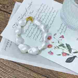 Colección Verano 2025, Brazalete de Perlas de Imitación Barrocas Asimétricas, Estilo Retro Francés Medieval para Mujer, Collar Clásico con Cuentas - Product Image 3