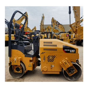 รถบดถนนแบบสั่นสะเทือนสองลูกกลิ้ง CAT CB24B เครื่องยนต์ดีเซล มือสอง - Product Image 1