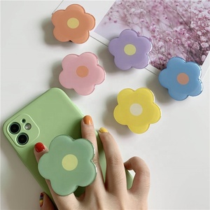 Venta al por mayor de Corea <span class=keywords><strong>Ins</strong></span> diseño acrílico teléfono dedo griptok enchufes de teléfono móvil personalizado acrílico empuñaduras de teléfono - Product Image 1