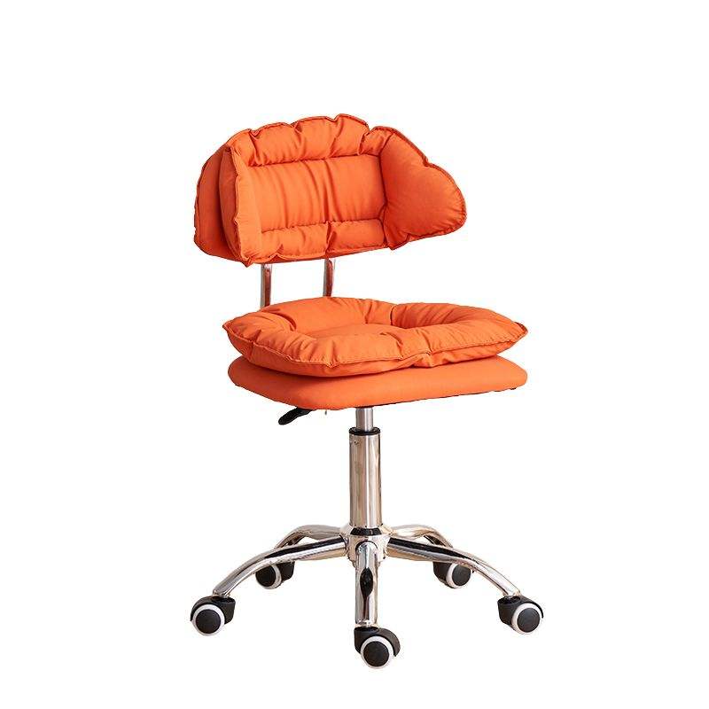 Orange-Roller skating