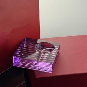 Cenicero de Cristal de Lujo con Diseño de Ranuras Transparentes, Forma Cuadrada, Hecho a Mano - Product Image 2