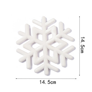 Silicone <b>Snowflake</b> <b>Placemats</b> Irregular Shape Heat Insulating Non Slip Christmas Table Mats - Product Image 2