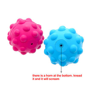 Palla interattiva del giocattolo di masticazione dell'animale domestico della palla del cane stridulo durevole Non tossica di gomma per gli animali domestici - Product Image 2