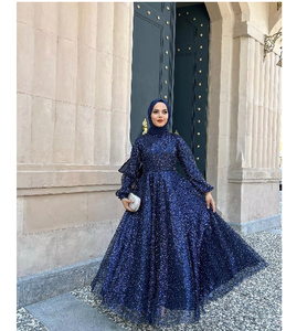 Abaya de luxe élégante en soie vintage, tissu perlé, longueur au sol, manches longues, anti-rides, couleur personnalisée faite à la main, tenue de prière pour - Product Image 1