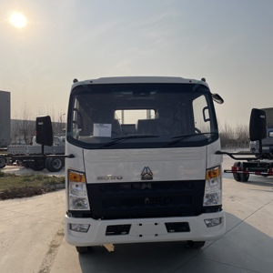 Low Price HOWO <strong>6</strong> Wheels <strong>Small</strong> <strong>Truck</strong> Price 5 <strong>Ton</strong> Chinese 4x2 Mini <strong>Trucks</strong> - Product Image 4