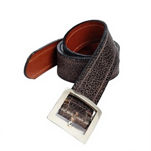 Cinturones de Cuero Genuino Estilo Country Vintage con Hebilla Metálica Acabado Plateado Diseños Ecológicos y Duraderos Cinturones para Hombre Mayorista - Product Image 1