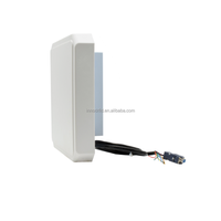 Antena incorporada de 9.2dbi Lector de etiquetas UHF RFID de largo alcance Sistema de puerta abierta automática para gestión de estacionamiento de automóviles