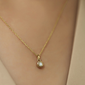 Collana con Perle Stile Minimalista per Donne, Elegante Gioiello Charm, Accessorio Moda per Uso Quotidiano, Idea Regalo - Product Image 2