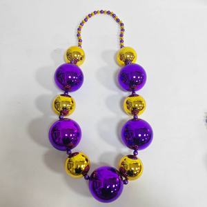 カーニバルやその他のパーティーデコレーション用のカスタマイズ可能な色のジャンボマルディグラビーズネックレス - Product Image 4
