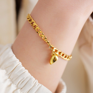 Braccialetto a catena cubana con cuore e gioiello Zhongzhe lettera personalizzata 2025 regalo di <span class=keywords><strong>san</strong></span> <span class=keywords><strong>valentino</strong></span> bracciale magnetico coppia in acciaio inossidabile - Product Image 4