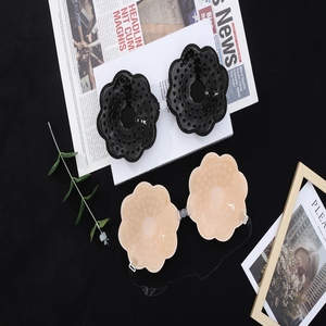 Autocollants de soutien-gorge invisibles en silicone pour dames Petite poitrine épaissie Soutien-gorge froncé Accessoire de sangle arrière transparente - Product Image 5