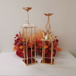 Adornos de Boda de Alta Calidad, Columnas Decorativas <span class=keywords><strong>para</strong></span> <span class=keywords><strong>Mesa</strong></span>, Jarrones Dorados, Pasillos de Hierro, Bases <span class=keywords><strong>para</strong></span> Pasillos y Soportes Metálicos <span class=keywords><strong>para</strong></span> Flores - Product Image 3