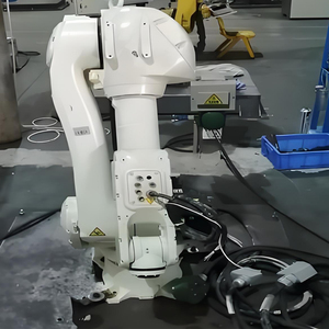 RS010N Robot Industrial de 6 Ejes de Tamaño Mediano y Pequeño para Uso General con Carga Útil de 10 kg para Montaje Horizontal y Manipulación de Materiales - Product Image 1