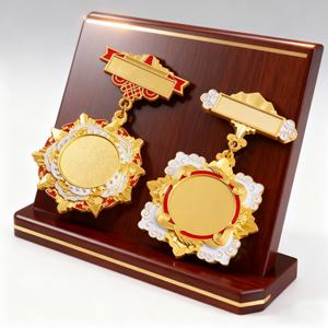 Insignia Metálica en Blanco para Diseño, Medalla de Honor de Aleación de Zinc, Artesanía Metálica, Ideal para Actividades de Campamentos de Verano y Competiciones - Product Image 5