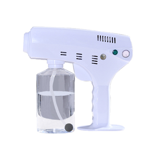 Atomizzatore portatile ricaricabile senza fili da 600 ml con luce blu, nebulizzatore regolabile, pistola spray nano disinfettante. - Product Image 1