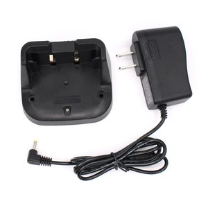 Cargador Rápido SBH-28 para Radio Yaesu FT-70DR FT-70D FT-70, Cargador de Escritorio SBH28, Cargador de Batería para Walkie Talkies SBR-24li - Product Image 2