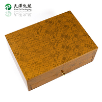Boîte cadeau en bois de luxe à motif doré, finition haute brillance, faite à la main, avec gravure de logo personnalisée, origine Guangdong, couvercle à tiroir rabattable pour