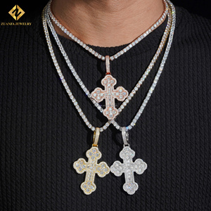จี้กางเขนประดับเพชรโมอิสซาไนต์เคลือบทอง 18K จาก ZHANFA JEWELRY พร้อมตัวเรือนแบบฝังเพชร GRA Certified เหมาะสำหรับทั้งชายและหญิง เครื่องประดับหรูหราสไตล์ศาสนา - Product Image 3