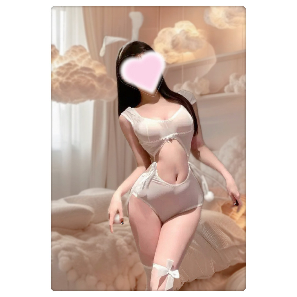 Costume blanc (chaussettes non incluses)