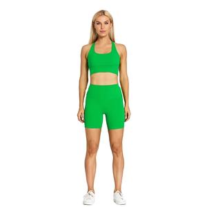 Conjunto de yoga recortado Crop Top Sujetador Bolsillos Pantalones cortos deportivos Conjunto de 2 piezas Conjunto de yoga Trajes de gimnasio Traje de entrenamiento acolchado Ropa de fitness - Product Image 1