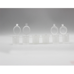 <span class=keywords><strong>Pot</strong></span> <span class=keywords><strong>de</strong></span> <span class=keywords><strong>peinture</strong></span> <span class=keywords><strong>vide</strong></span> à 6 bandes Récipient <span class=keywords><strong>de</strong></span> stockage en plastique transparent <span class=keywords><strong>de</strong></span> 10ml avec 3cm <span class=keywords><strong>de</strong></span> hauteur pour l'art <span class=keywords><strong>de</strong></span> la toile et du papier dans les écoles et les festivals - Product Image 1
