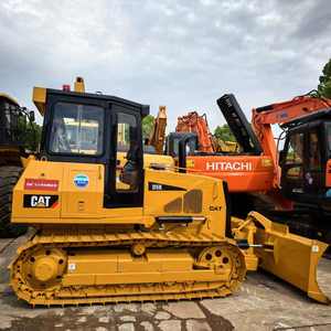Bonnes affaires : Bulldozer d'occasion d'origine importé Cat D5K avec moteur Cummins, boîte de vitesses et pompe pour travaux de construction en vente - Product Image 3