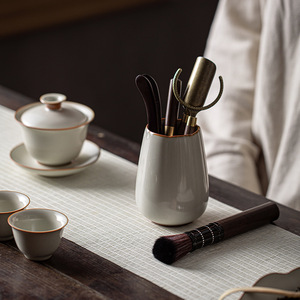 Juego de Té de Porcelana Ru Kiln Tea Six Gentlemen, Cilindro Beige con Pétalos, Utensilios para la Ceremonia del Té Kung Fu - Product Image 3