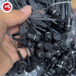 Fábrica al por mayor D21 Auricular con cable con línea luminosa Interfaz <span class=keywords><strong>de</strong></span> 3,5mm Auriculares baratos con chipset JL Envío gratis Manos libres - Product Image 1